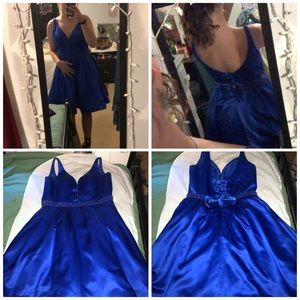 Sherri Hill short blue satin formal dress